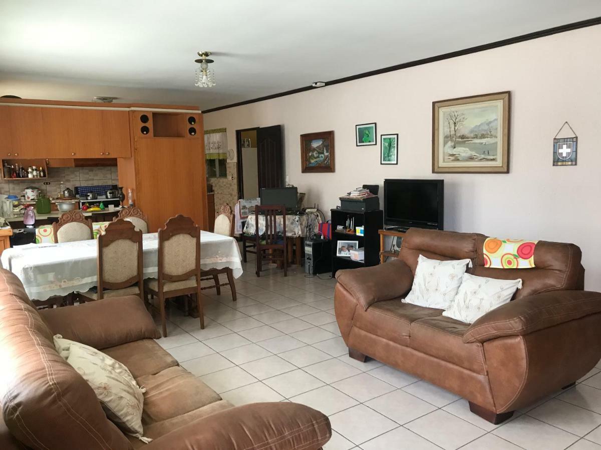 Casa del Suizo Desamparados (Alajuela) Exterior foto